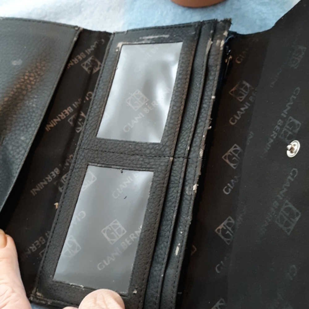 Wallet - Picture 5 of 8